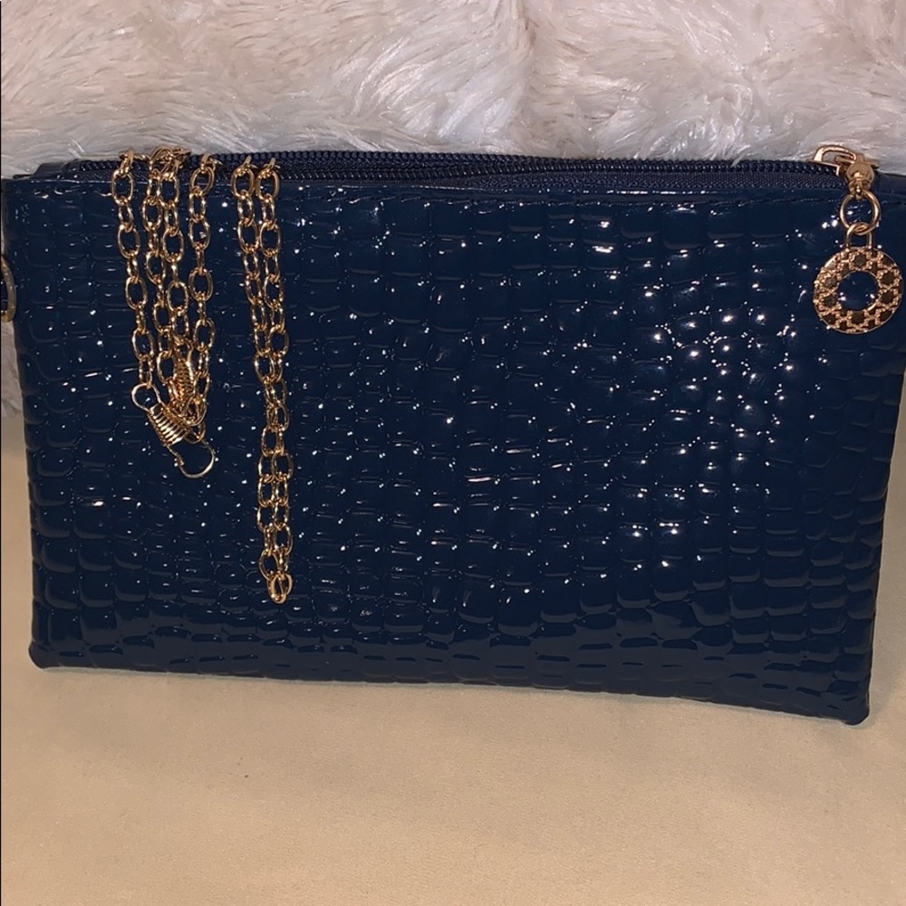 WOMEN SHOULDER BAG